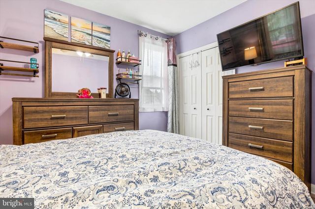 526 GARFIELD AVE, Glenside, PA 19038