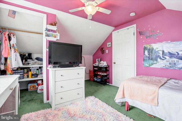 526 GARFIELD AVE, Glenside, PA 19038