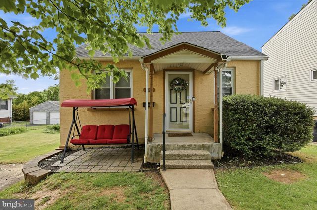 526 GARFIELD AVE, Glenside, PA 19038