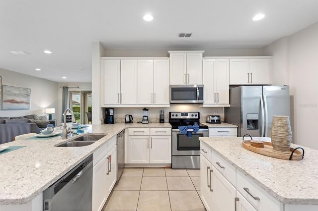 7737 FAIRFAX DRIVE, Kissimmee, FL 34747