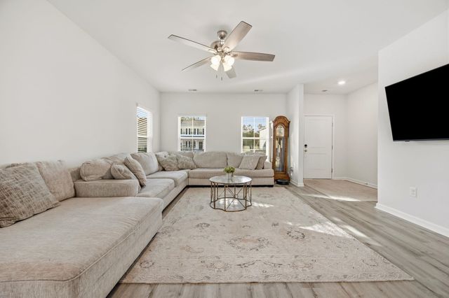 450 Archer Ct., Conway, SC 29526