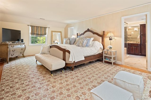 27 Bradford Road, Scarsdale, NY 10583