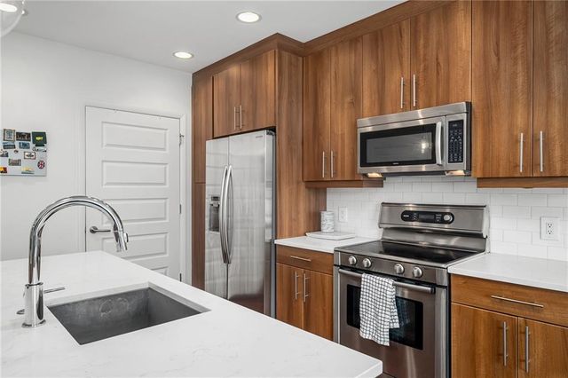 1080 Peachtree Street NE 1306, Atlanta, GA 30309