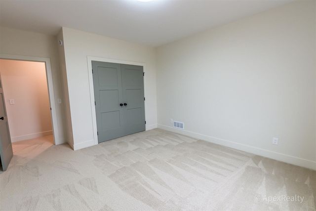 5631 Pioneer Pass 15, Caledonia, MI 49316