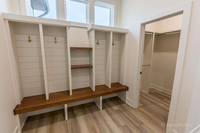 5631 Pioneer Pass 15, Caledonia, MI 49316