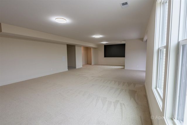 5631 Pioneer Pass 15, Caledonia, MI 49316