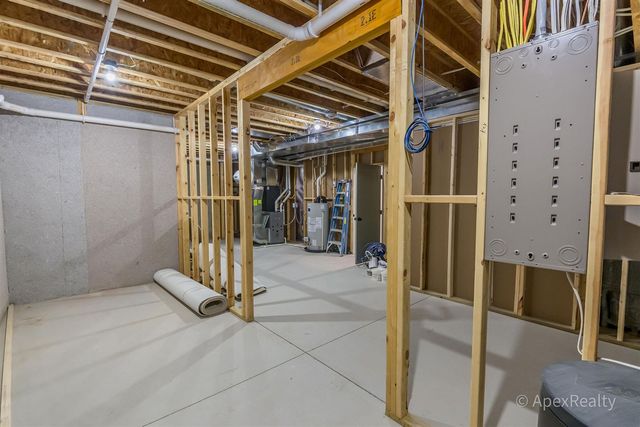 5631 Pioneer Pass 15, Caledonia, MI 49316