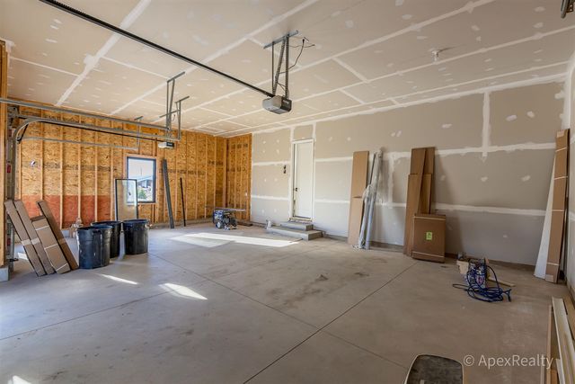 5631 Pioneer Pass 15, Caledonia, MI 49316