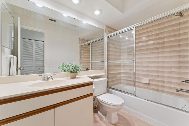 6401 WELLINGTON DRIVE, Orlando, FL 32819