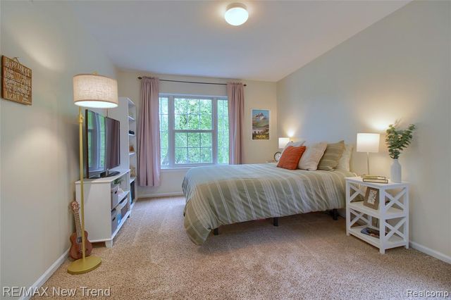 1029 Shetland Drive, South Lyon, MI 48178