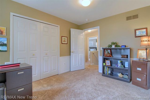 1029 Shetland Drive, South Lyon, MI 48178