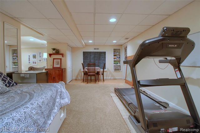 1029 Shetland Drive, South Lyon, MI 48178