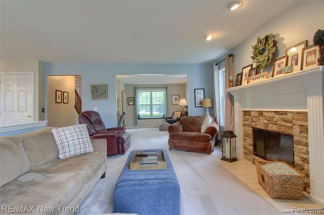 1029 Shetland Drive, South Lyon, MI 48178