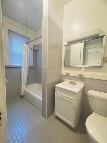 11 Tetlow St 41, Boston, MA 02115