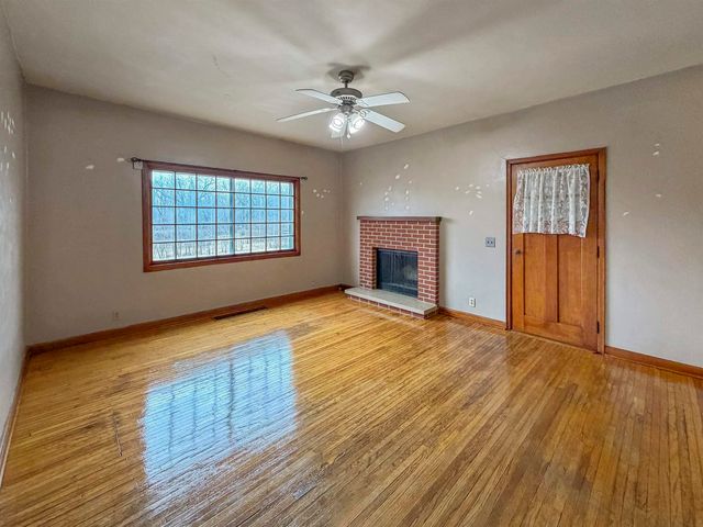 410 1st Street, Traer, IA 50675