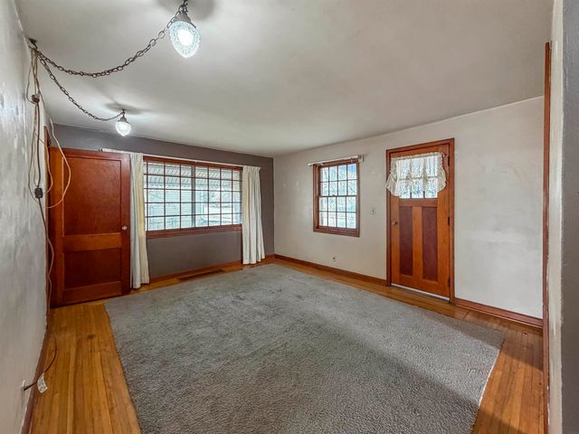 410 1st Street, Traer, IA 50675