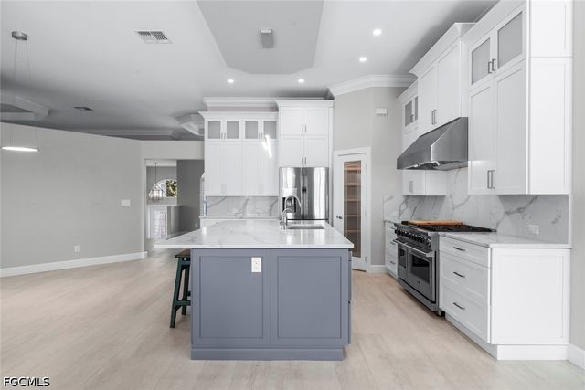 710 Birdie View PT, Sanibel, FL 33957
