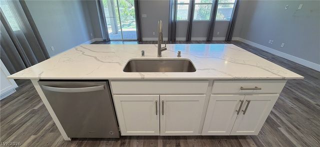 8726 Sand Verbena Avenue, Las Vegas, NV 89117