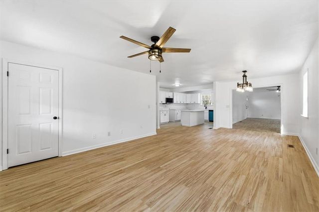 3 Robin Hood NE Road, Rome, GA 30161