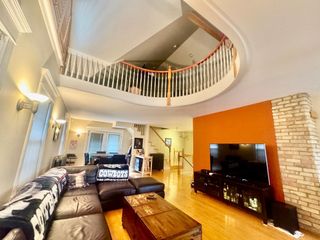 3033 3rd Avenue S, Minneapolis, MN 55408