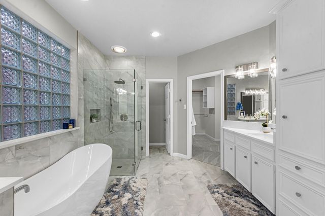 114 Winthrop Harbor S, Montgomery, TX 77356