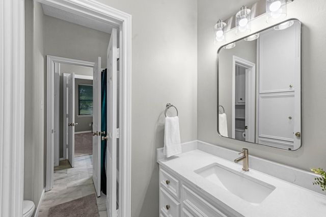 114 Winthrop Harbor S, Montgomery, TX 77356