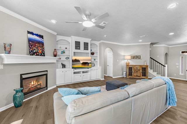 114 Winthrop Harbor S, Montgomery, TX 77356