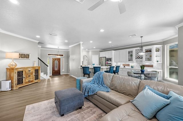 114 Winthrop Harbor S, Montgomery, TX 77356