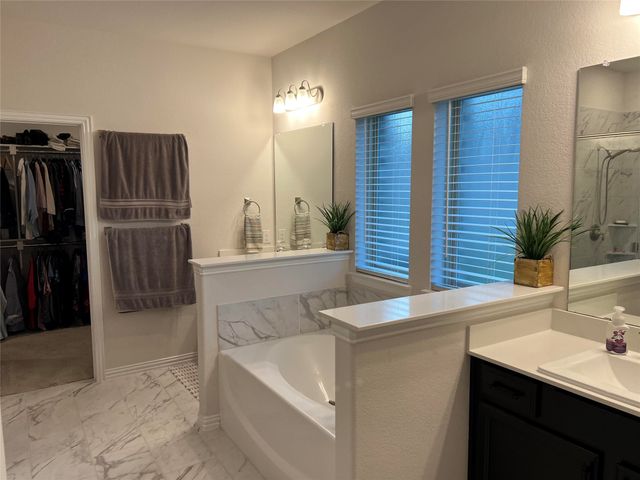 4145 Kyles Landing Drive, Hickory Creek, TX 75065