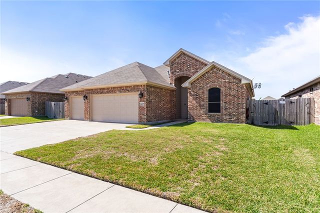 2209 Aquila St, Corpus Christi, TX 78414