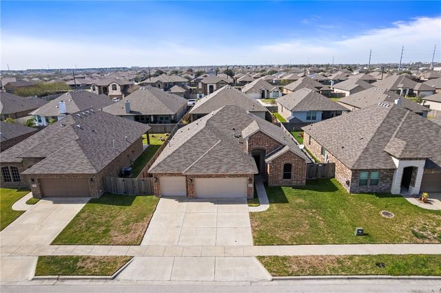 2209 Aquila St, Corpus Christi, TX 78414