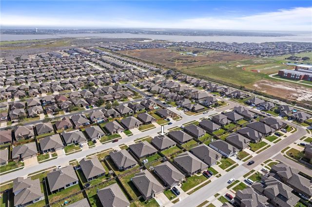 2209 Aquila St, Corpus Christi, TX 78414