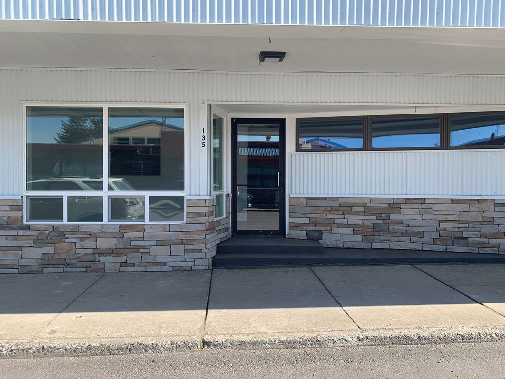 135 6th Street W, Columbia Falls, MT 59912