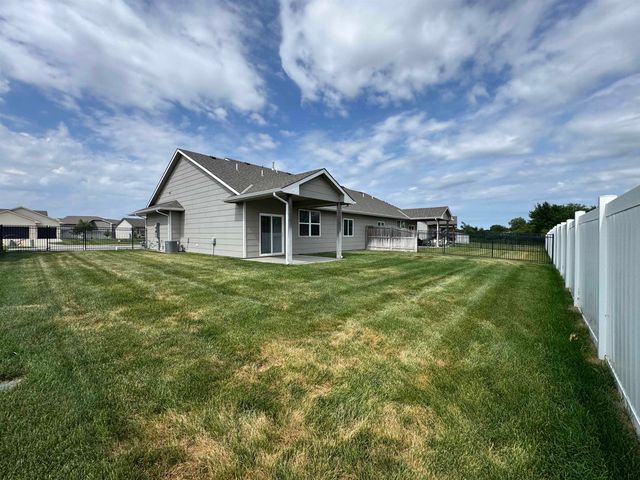 868 N Cloverleaf, Goddard, KS 67052