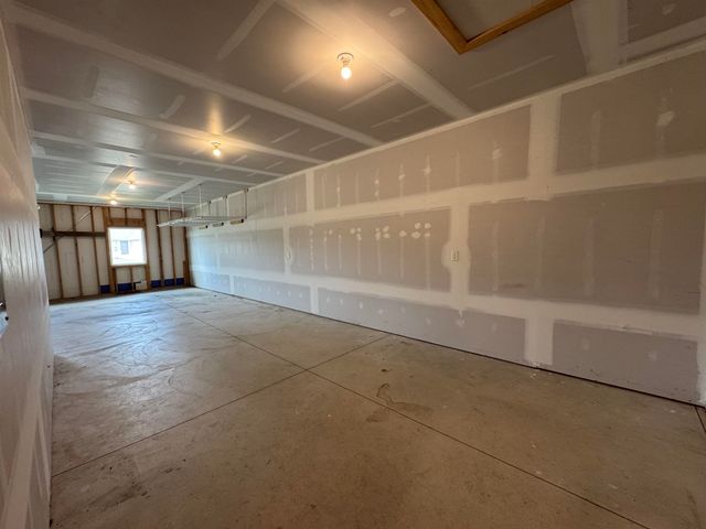 868 N Cloverleaf, Goddard, KS 67052