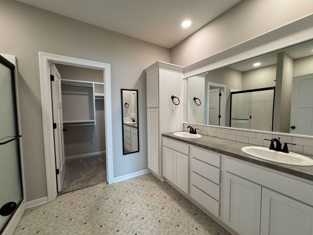 868 N Cloverleaf, Goddard, KS 67052