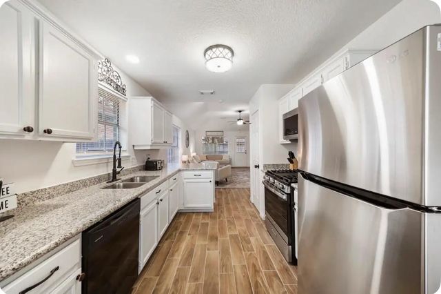 7326 Foxport Lane, Humble, TX 77338