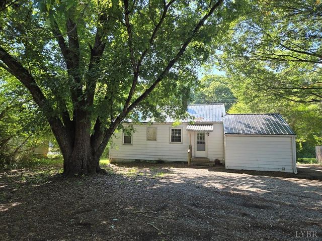 1546 Cumberland Road, Farmville, VA 23901
