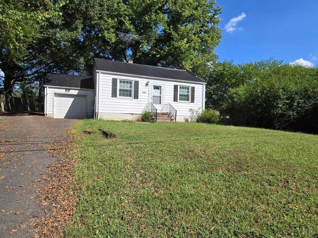 1546 Cumberland Road, Farmville, VA 23901