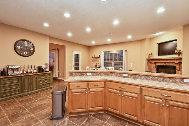 656 Greer Avenue, Nixa, MO 65714