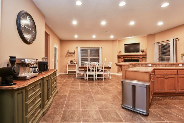 656 Greer Avenue, Nixa, MO 65714