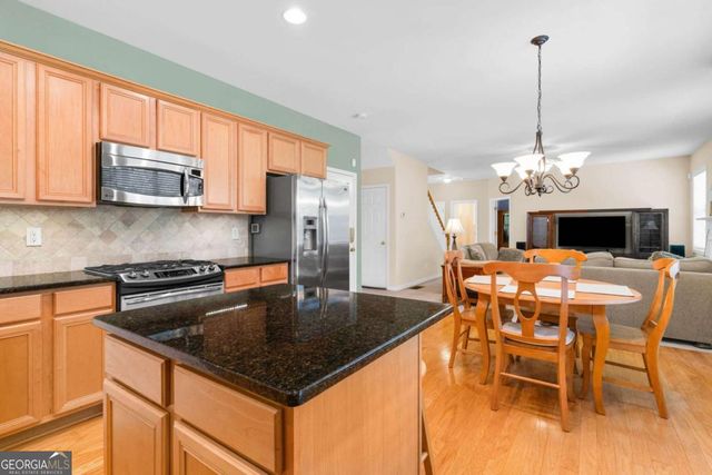 407 Whisper Wind Lane, Woodstock, GA 30188