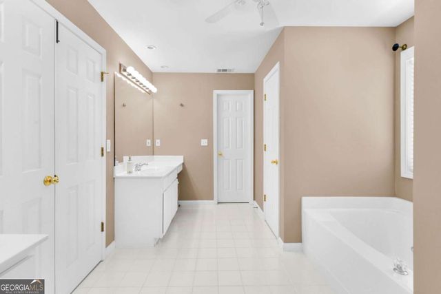 407 Whisper Wind Lane, Woodstock, GA 30188