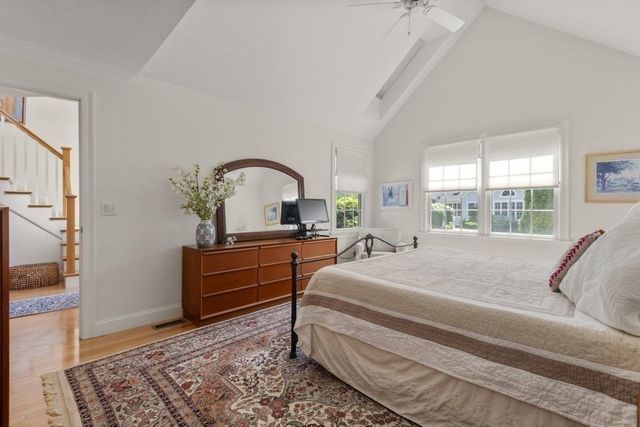 72 Gold Leaf Ln 72, Mashpee, MA 02649