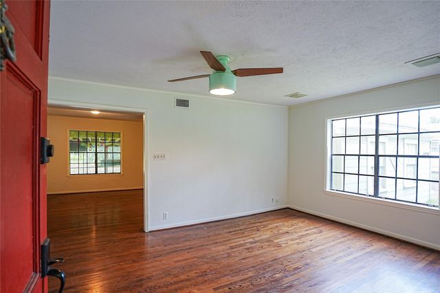 4039 Wyne Street, Houston, TX 77017