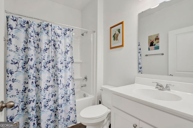 381 Hogan Drive, Richmond Hill, GA 31324