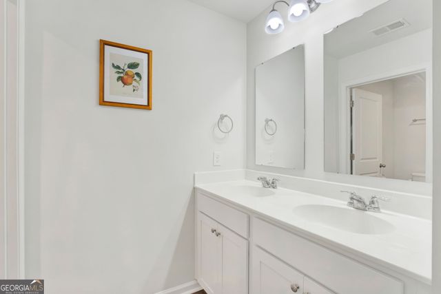 381 Hogan Drive, Richmond Hill, GA 31324