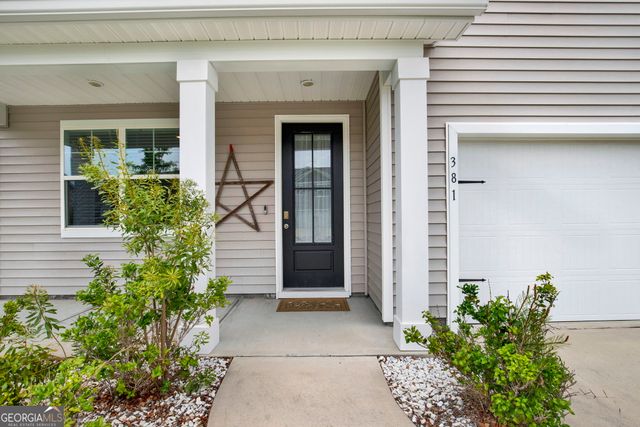 381 Hogan Drive, Richmond Hill, GA 31324