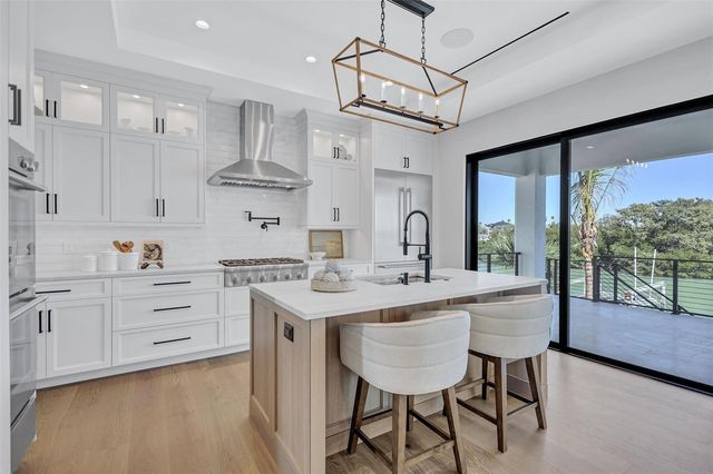 3105 PASS A GRILLE WAY, St Pete Beach, FL 33706