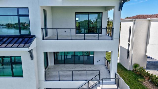 3105 PASS A GRILLE WAY, St Pete Beach, FL 33706